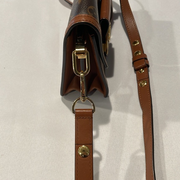 Louis Vuitton Mini-Dauphine Monogram Reverse - Picture 4 of 16